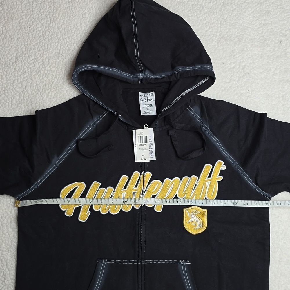 587 NWT Harry Potter Hufflepuff Women's Zippered Hoodie Size Medium - Picture 6 of 7